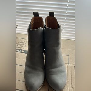 Women’s Dolce Vida boots